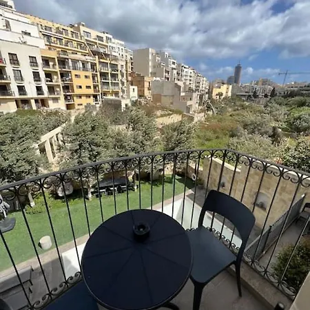 The Valley 7 With Parking On Premises 3*